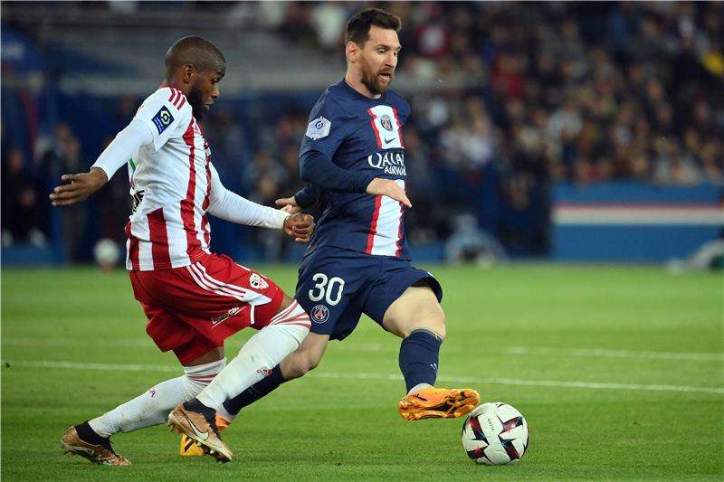 ليونيل ميسي