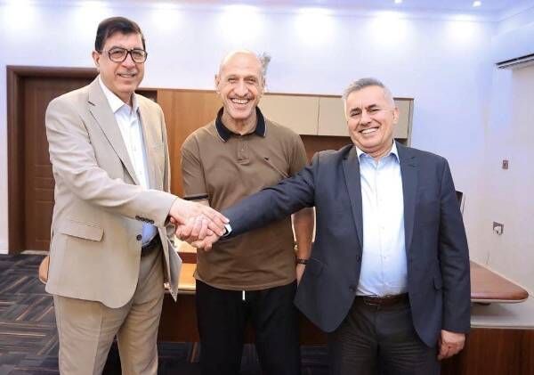 من الاجتماع