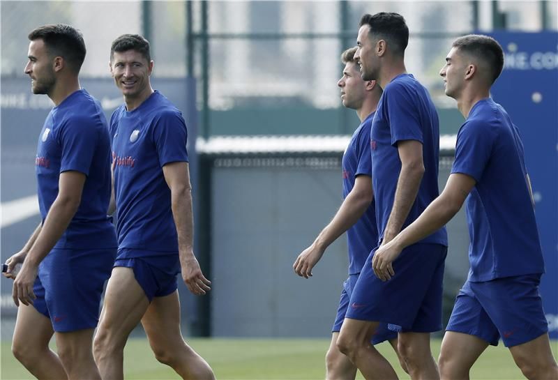 لاعبو برشلونة