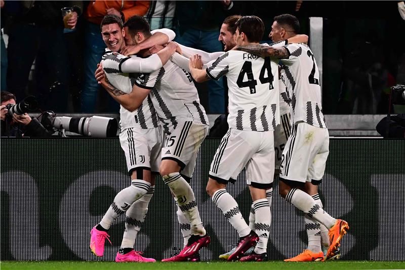 لاعبو يوفنتوس