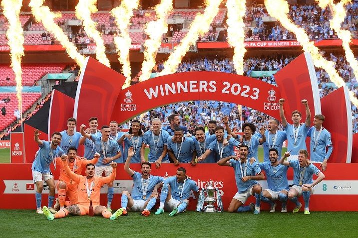 مانشستر سيتي يحتفل باللقب