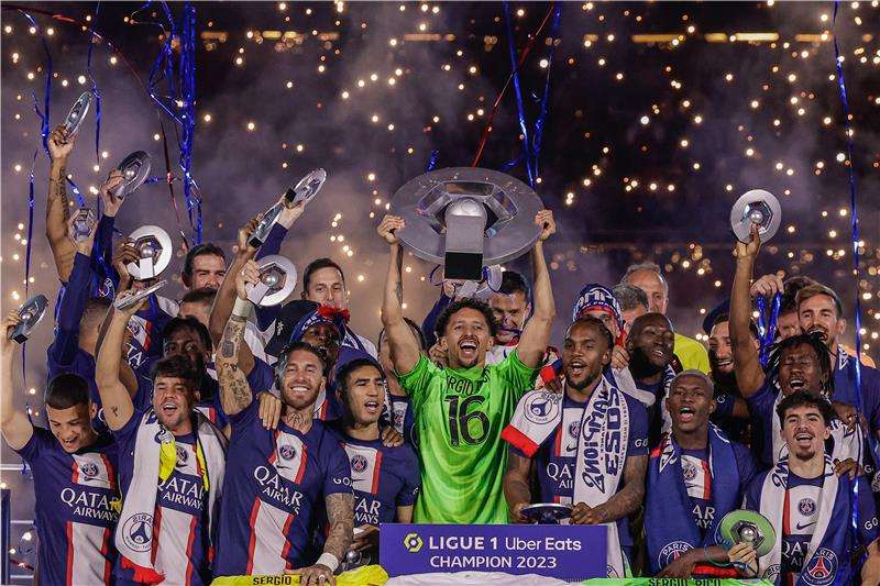 لاعبو سان جيرمان