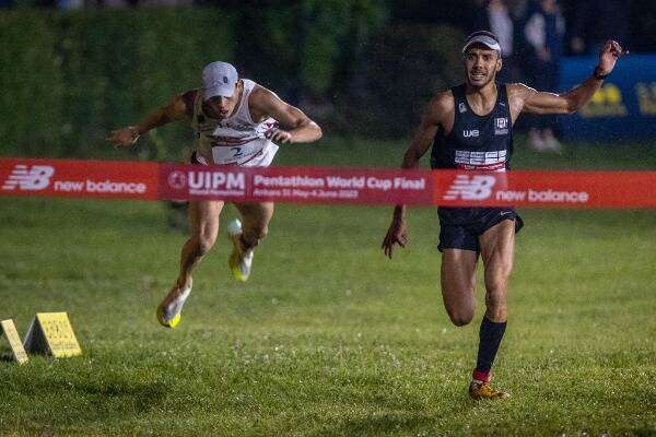 من مراسم التتويج