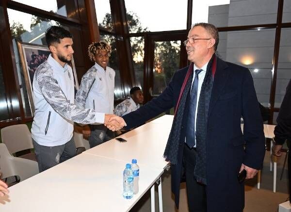 لاعبو الوداد بالمجمع