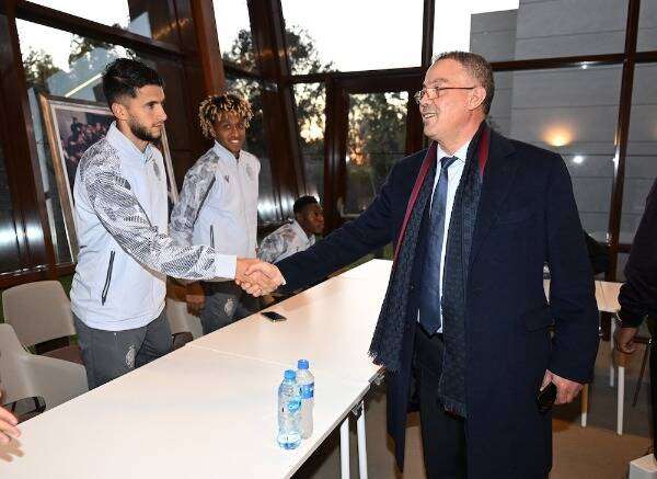 لاعبو الوداد بالمجمع