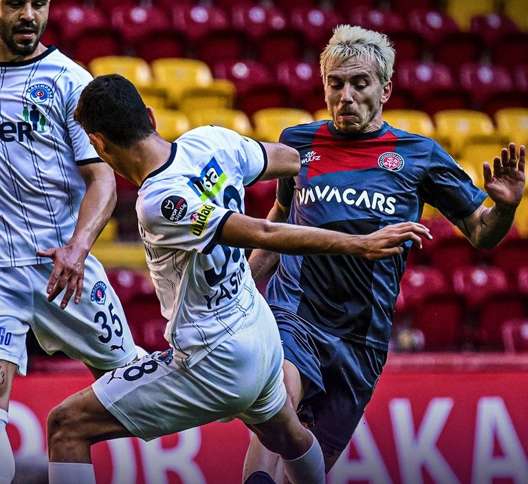 من مباراة فاتح قرا جمرك وقاسم باشا