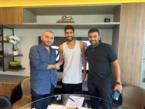 جاد خليل يوقع ل دينامو