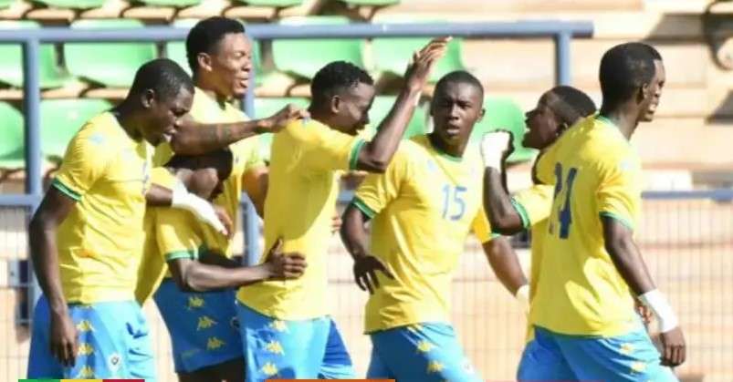 لاعبو الجابون