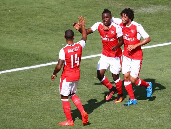 كامبل بقميص آرسنال