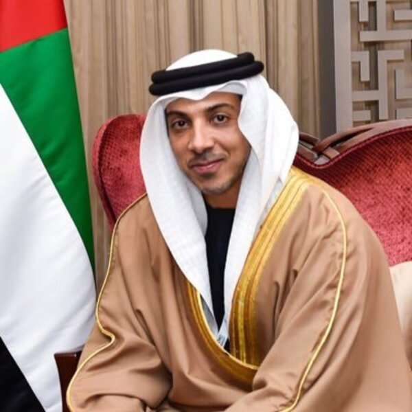 الشيخ منصور بن زايد