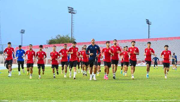 من تدريبات المنتخب الإماراتي
