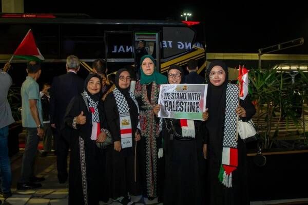 من استقبال المنتخب الفلسطيني