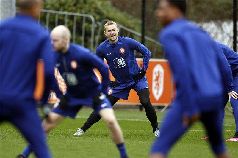 ماتيس دي ليخت