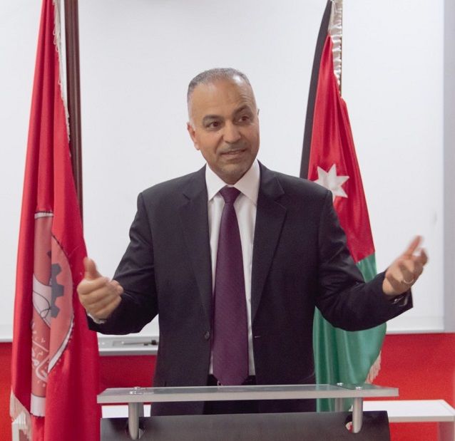 الدكتور عمر هنداوي