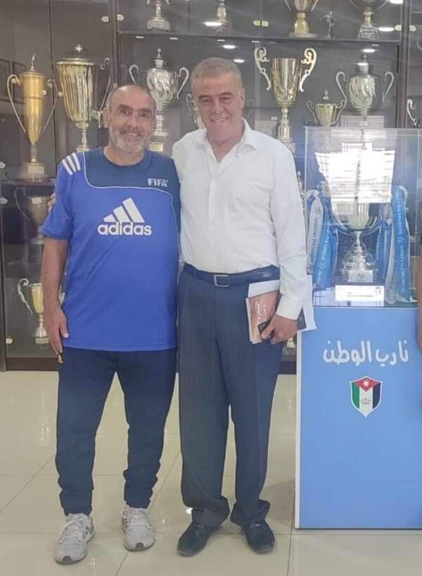 الحديد وموسى عوض