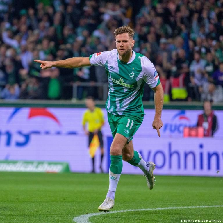 نيكلاس فولكروج