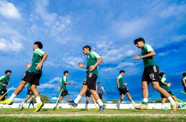 منتخب السعودية للناشئين