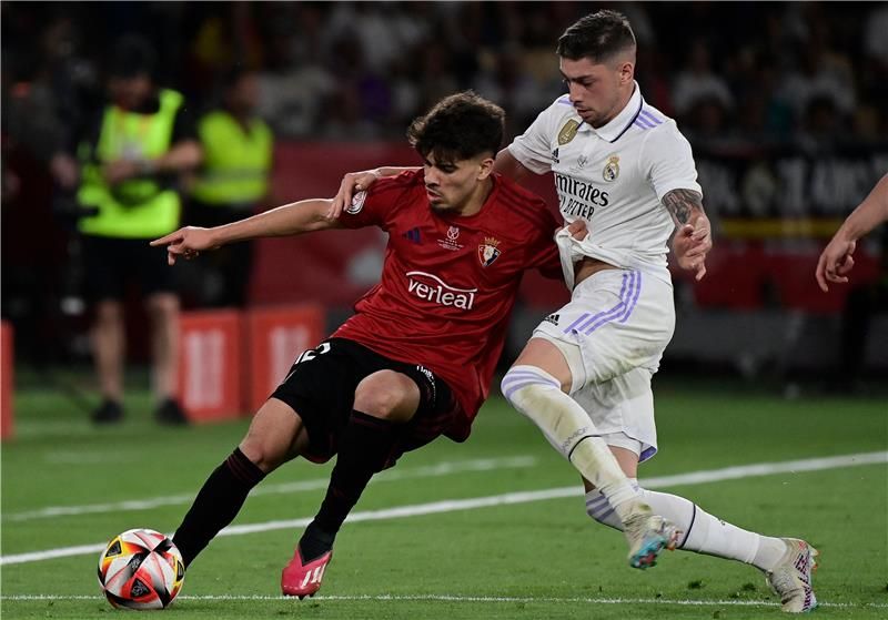 فالفيردي (جهة اليمين)