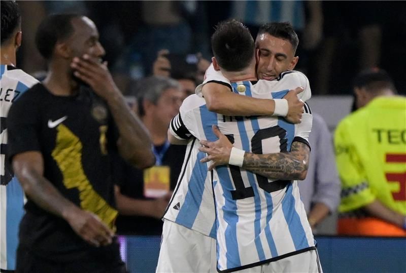 دي ماريا وميسي