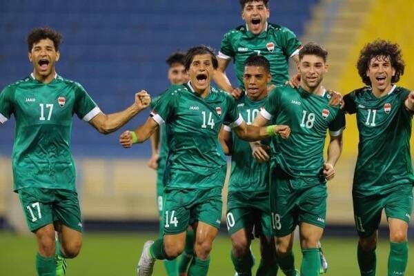 لاعبو منتخب العراق الأولمبي