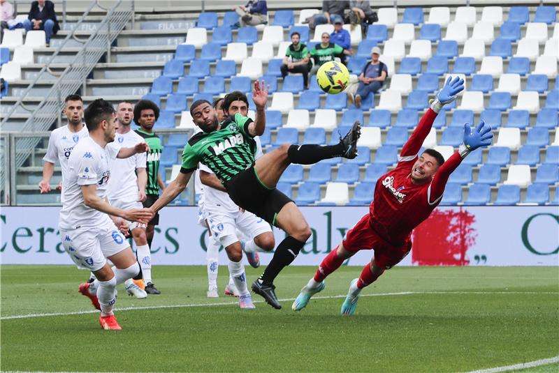 جولييلمو فيكاريو