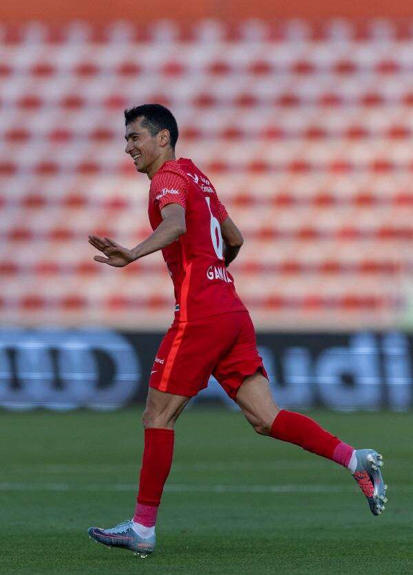 عزيز جانييف