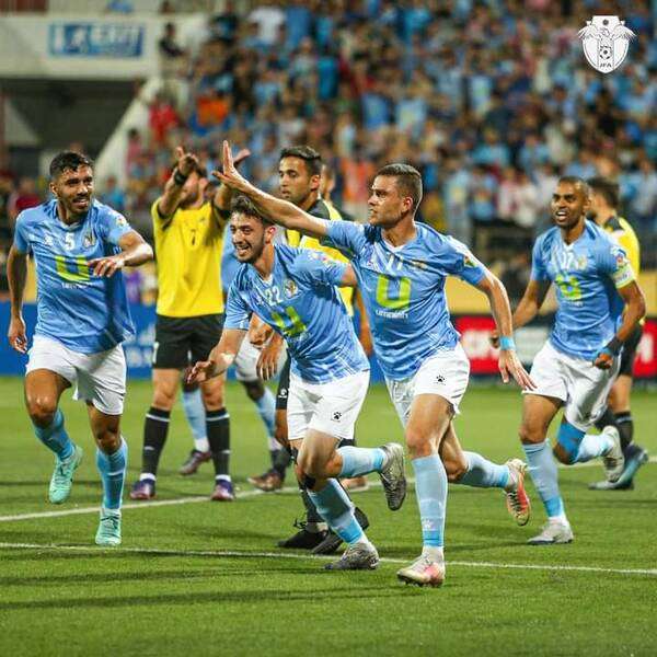 لاعبو الفيصلي