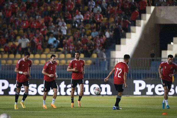 لاعبو الأهلي