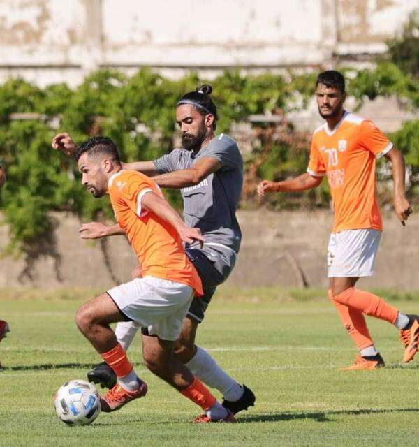 من مباراة الأنصار وطرابلس