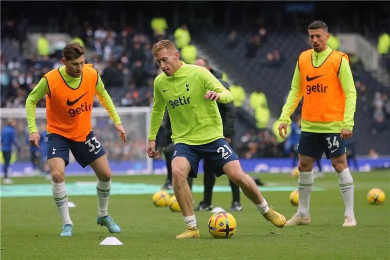 لاعبو توتنهام هوتسبير