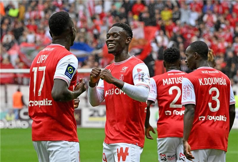 لاعبو ستاد ريمس