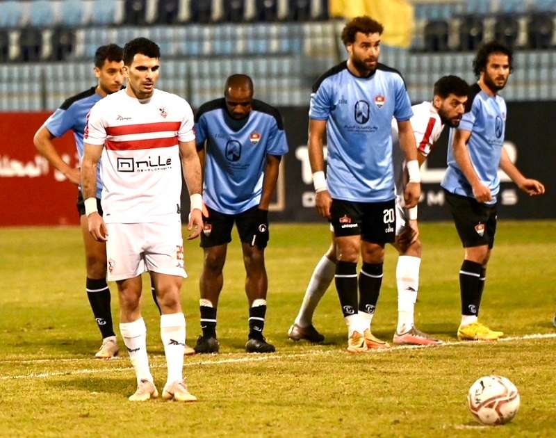 لقاء سابق بين الفريقين