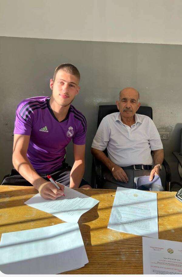 محمد شلطف يوقع للبيرة