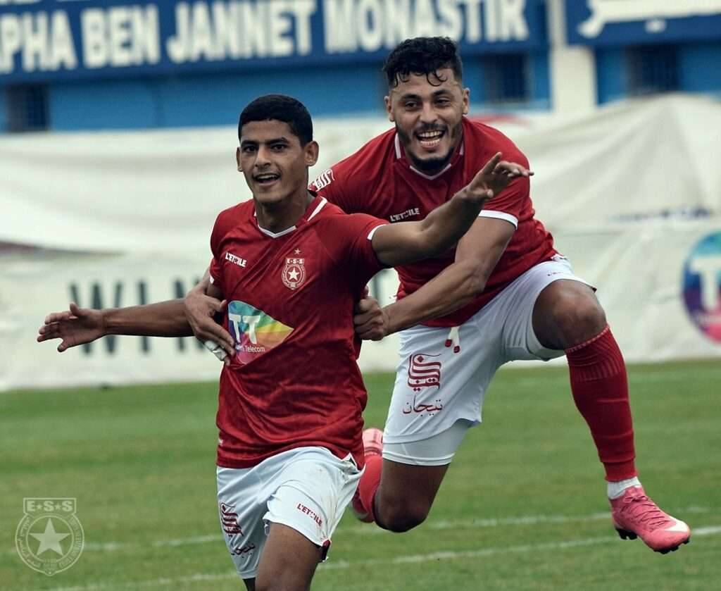 محمد الضاوي بقميص النجم الساحلي