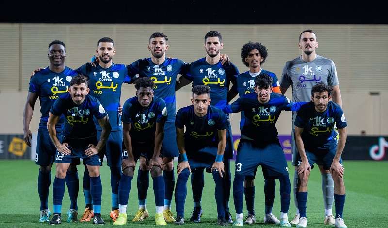 لاعبو الأخدود