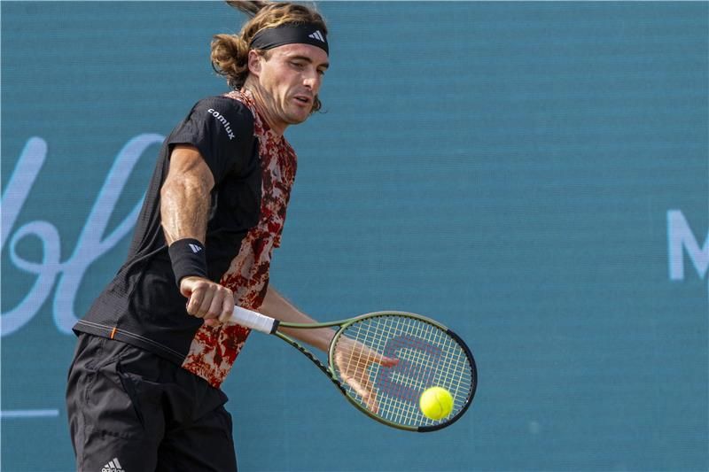 ستيفانوس تسيتسيباس