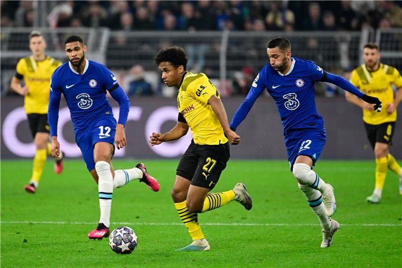 روبن لوفتوس تشيك وحكيم زياش