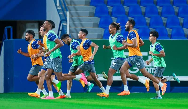 لاعبو الهلال