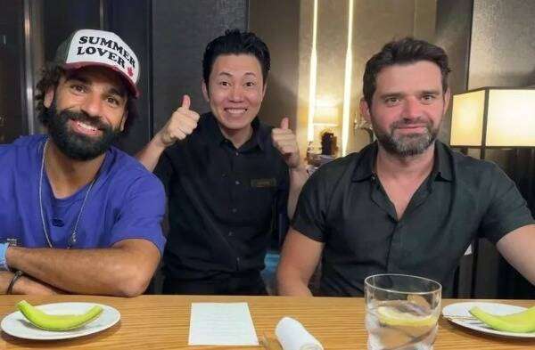 صلاح ووكيل أعماله رامي عباس