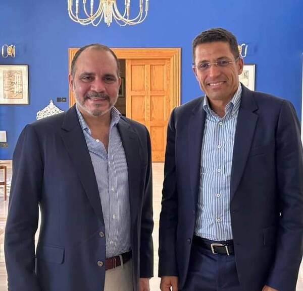 الأمير علي وعموتة