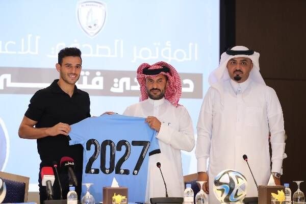 مؤتمر تقديم حمدي فتحي