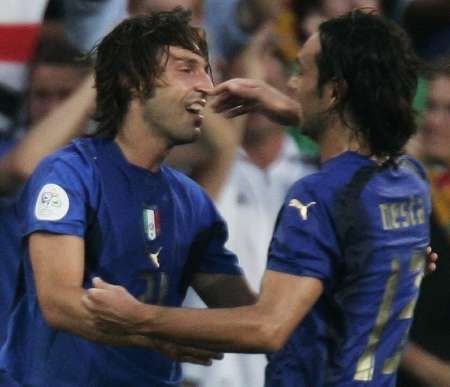 2006-06-12t200634z_01_wcdy127_rtridsp_2_sport-soccer-world