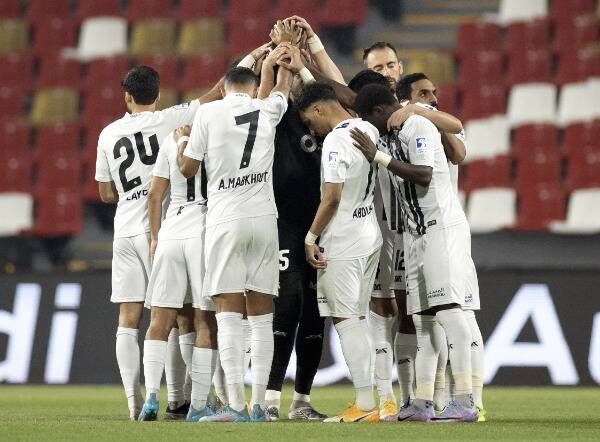 لاعبو الجزيرة