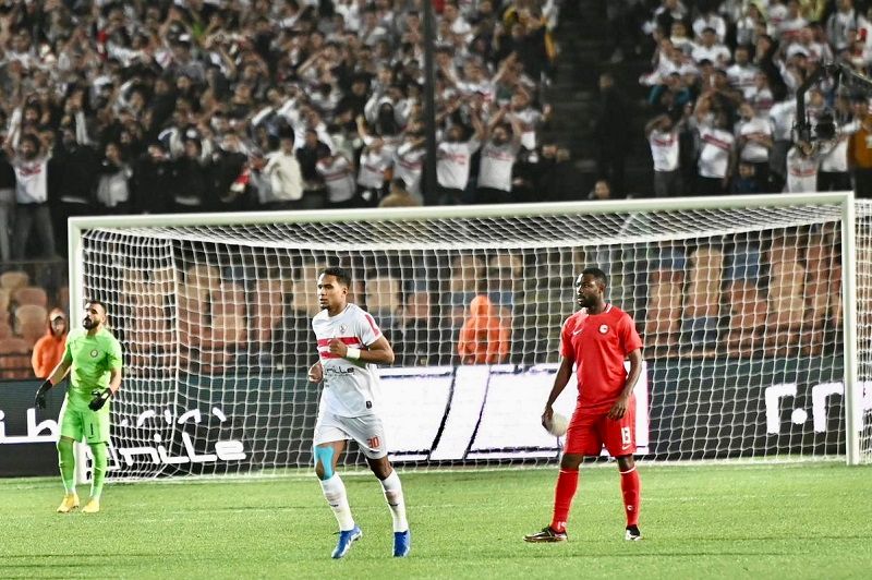 لقاء سابق بين الفريقين