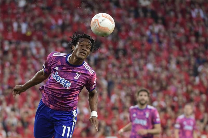 خوان كوادرادو