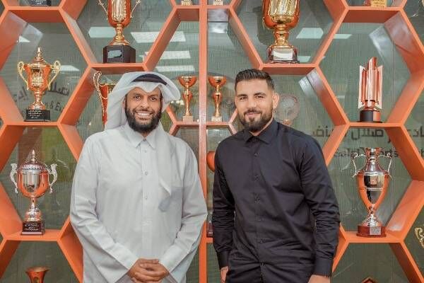 من تقديم اللاعب