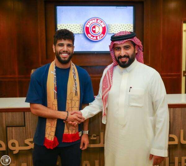 جانب من التعاقد