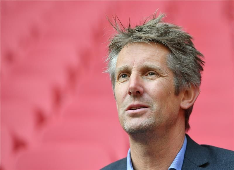 فان دير سار