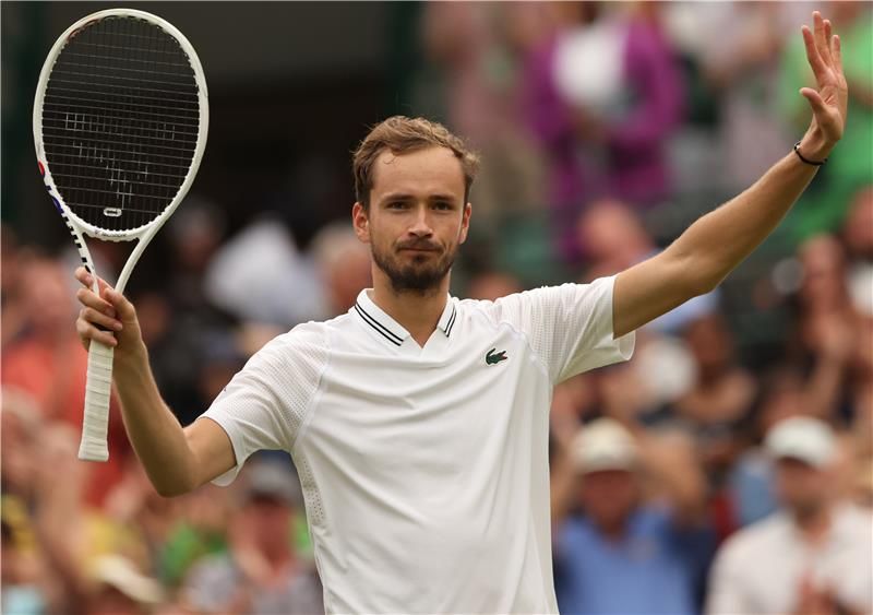 دانيل ميدفيديف