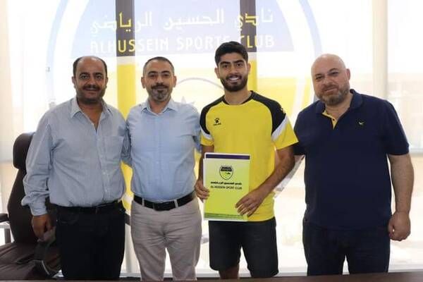 من توقيع الريالات